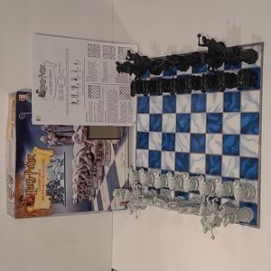 2002 Harry Potter Wizard Chest Set